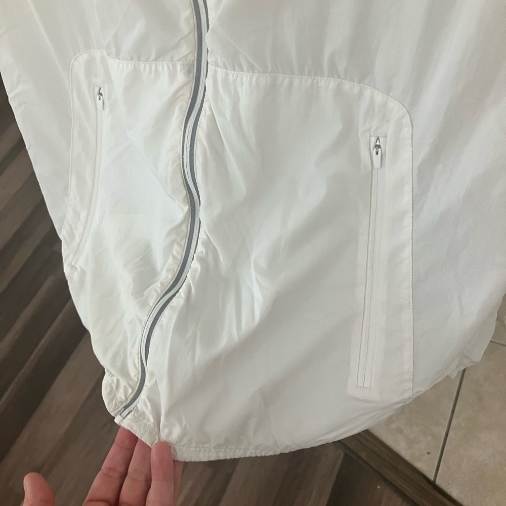 Athleta Lightweight Packable ‘Burst’ Jacket - image 8